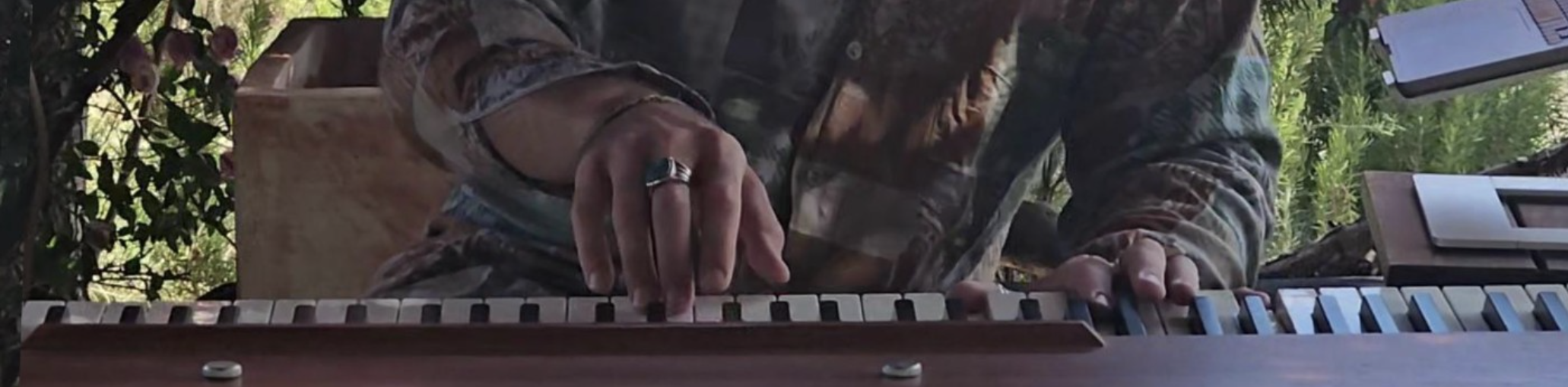 Piano Keys background